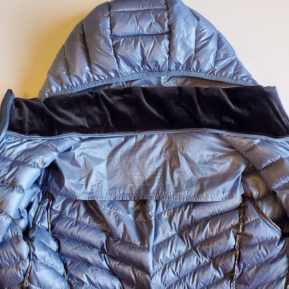 Andrew Marc Lightweight Down Puffer Coat - Picture 5 of 13